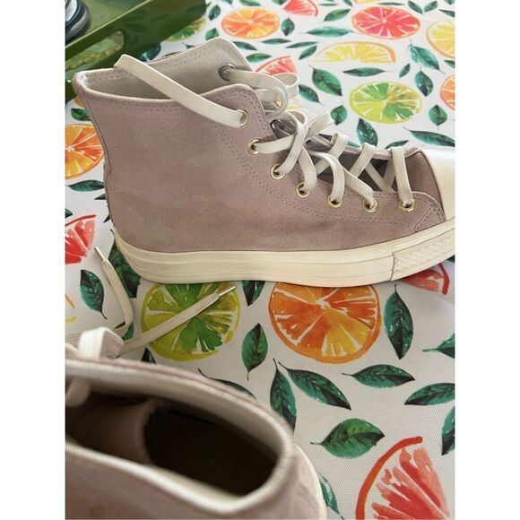 Converse Chuck Taylor Women”s Suede All StarHigh Tops Mauve sz 9 - Picture 12 of 15